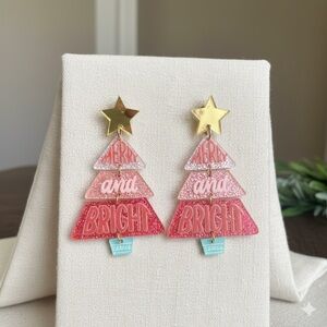 Merry & Bright Pink Star Christmas Tree Earrings